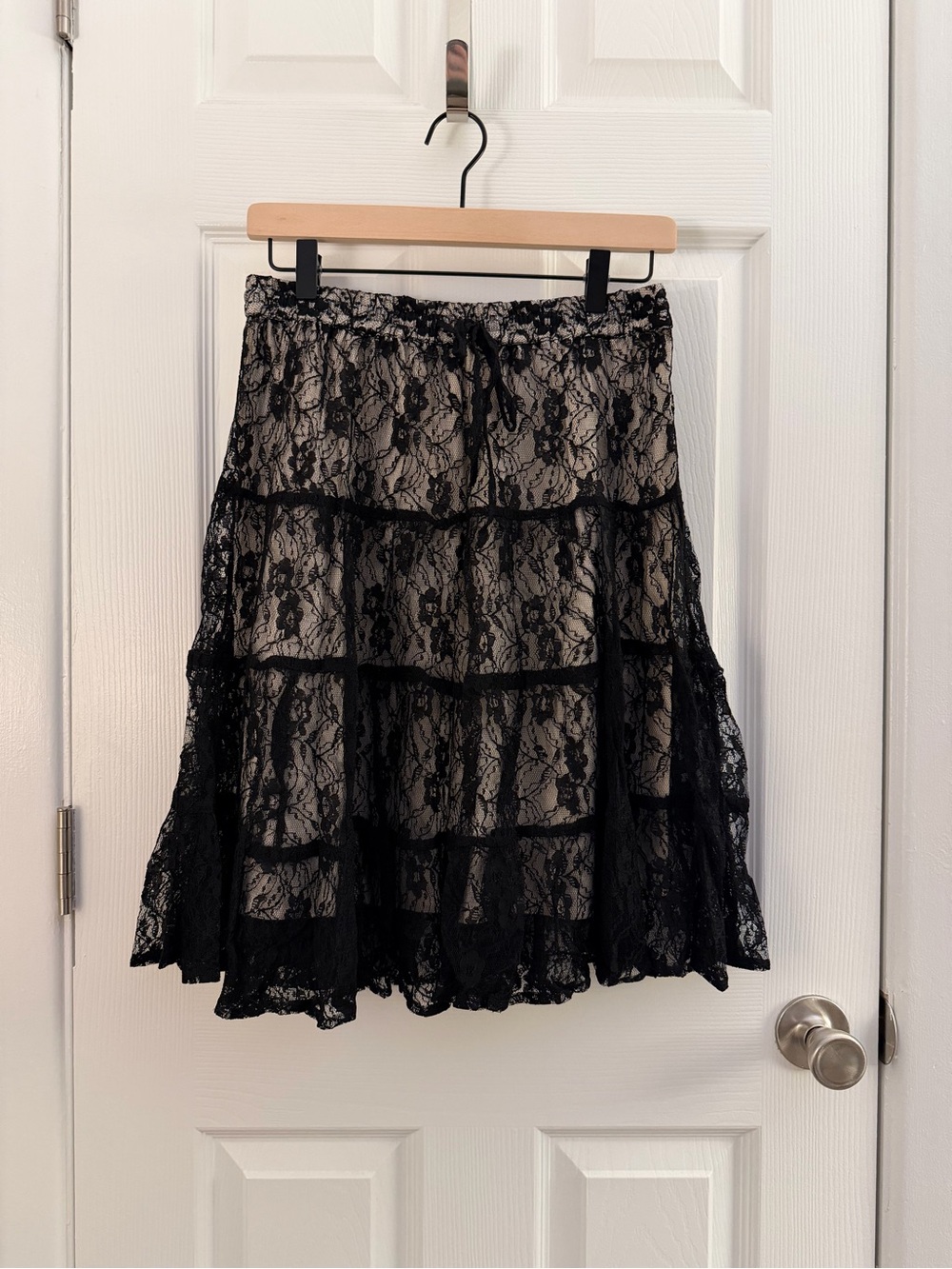JW Style Black Lace Tiered A Line Skirt Small
